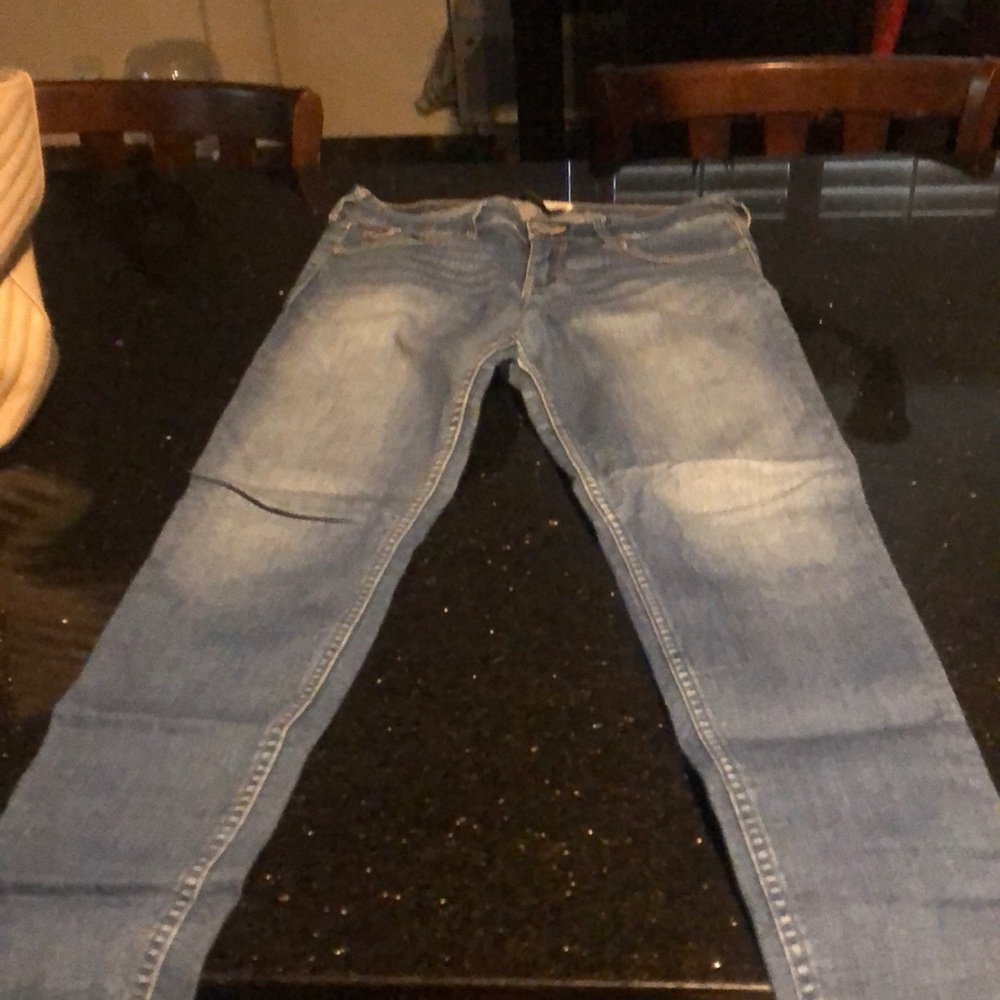 Hollister skinny blue jeans
